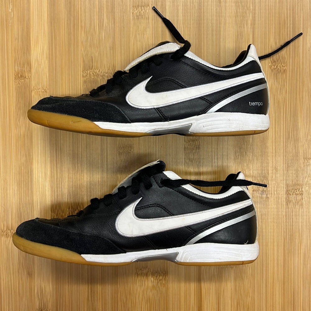 Nike tiempo soccer shoes
